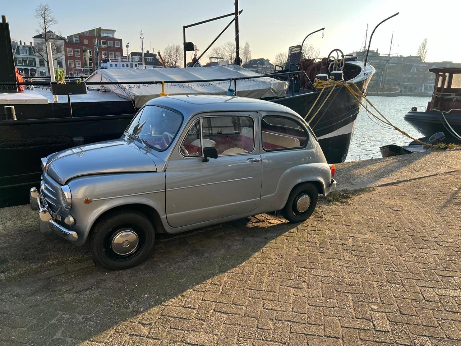 B&B Teddy "Prachtig Authentiek Woonschip Uit 1912, 15 Minuten Van Amsterdam" Wormer Exterior foto
